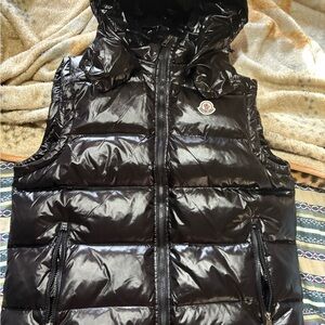 Moncler Vest does scan!